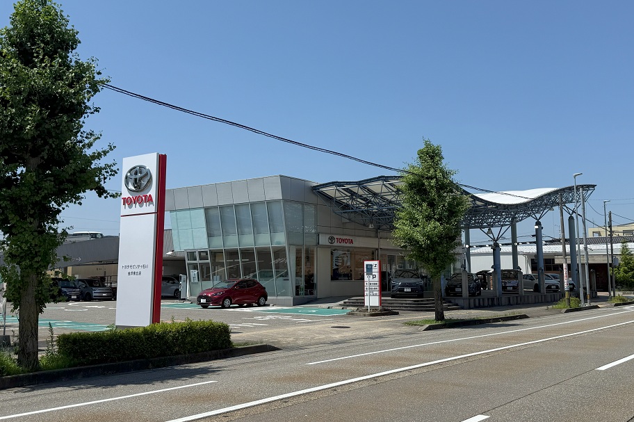 金沢泉丘店